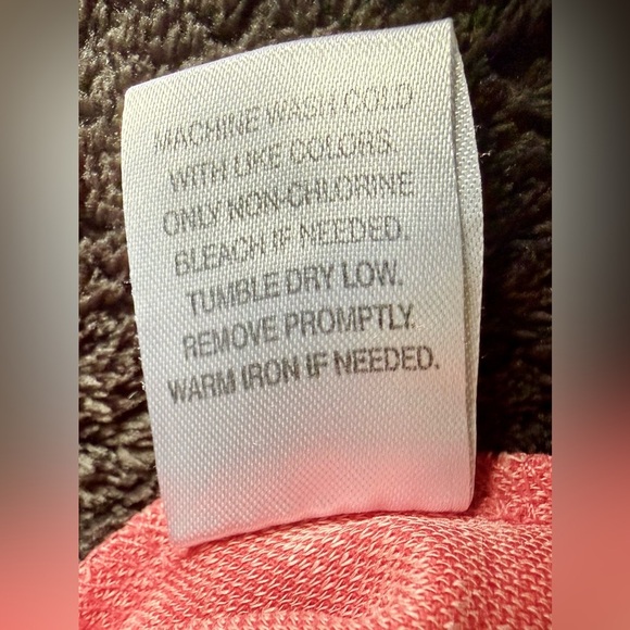 EUC Johnston & Murphy XL Tech Tee — Heather Coral 🪸 Performance Stretch T-Shirt - Picture 8 of 8